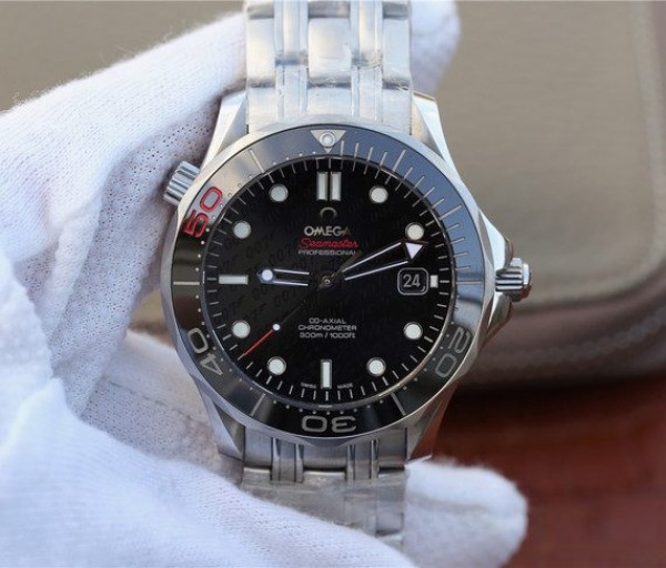 Omega Seamaster 300M Chronometer SS “007” Limited Edition SS Bracelet A2824