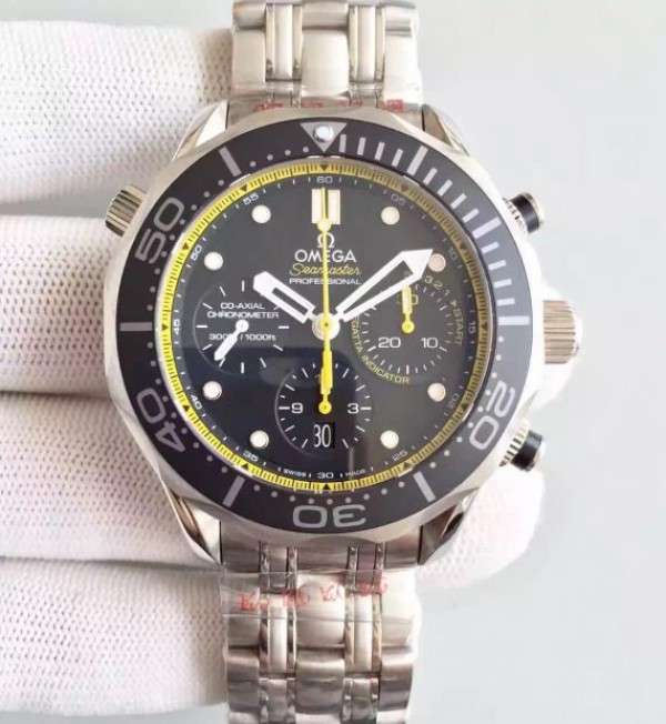 Omega Seamaster 300m Diver SS Black Dial Yellow Inner Bezel SS Bracelet A7753