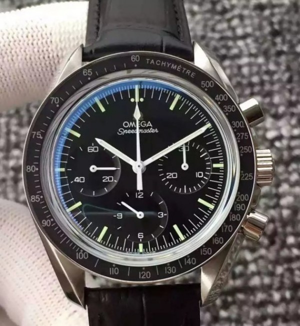 Omega Speedmaster MoonWatch NASA SS Black Dial Leather Strap Manual Winding