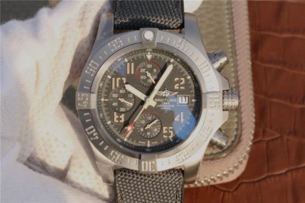 Breitling Avenger Bandit Titanium GF Gray Dial Gray Nylon Strap A7750