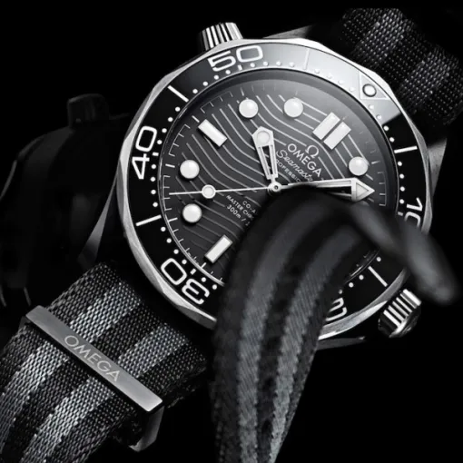 Omega Seamaster Men Automatic Black Fabric 007 Watch O21092442001002 - gallery