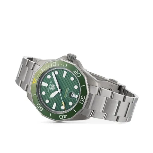TAG Heuer Aquaracer Men Automatic Green Titanium Watch WBP208B.BF0631 - gallery