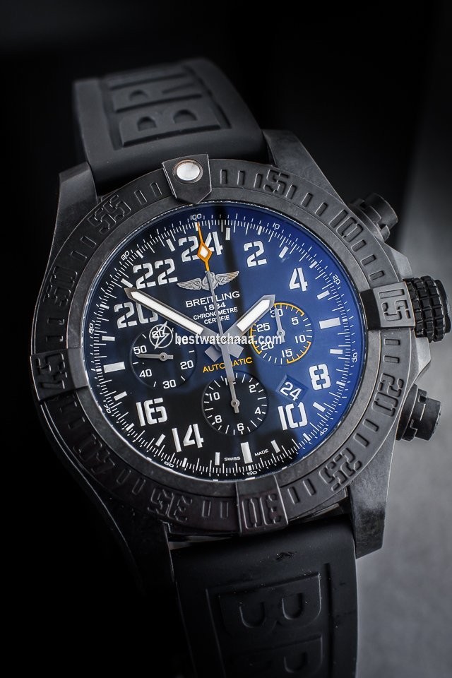 Breitling Avenger Hurricane Mens watch Unisex Automatic XB1210