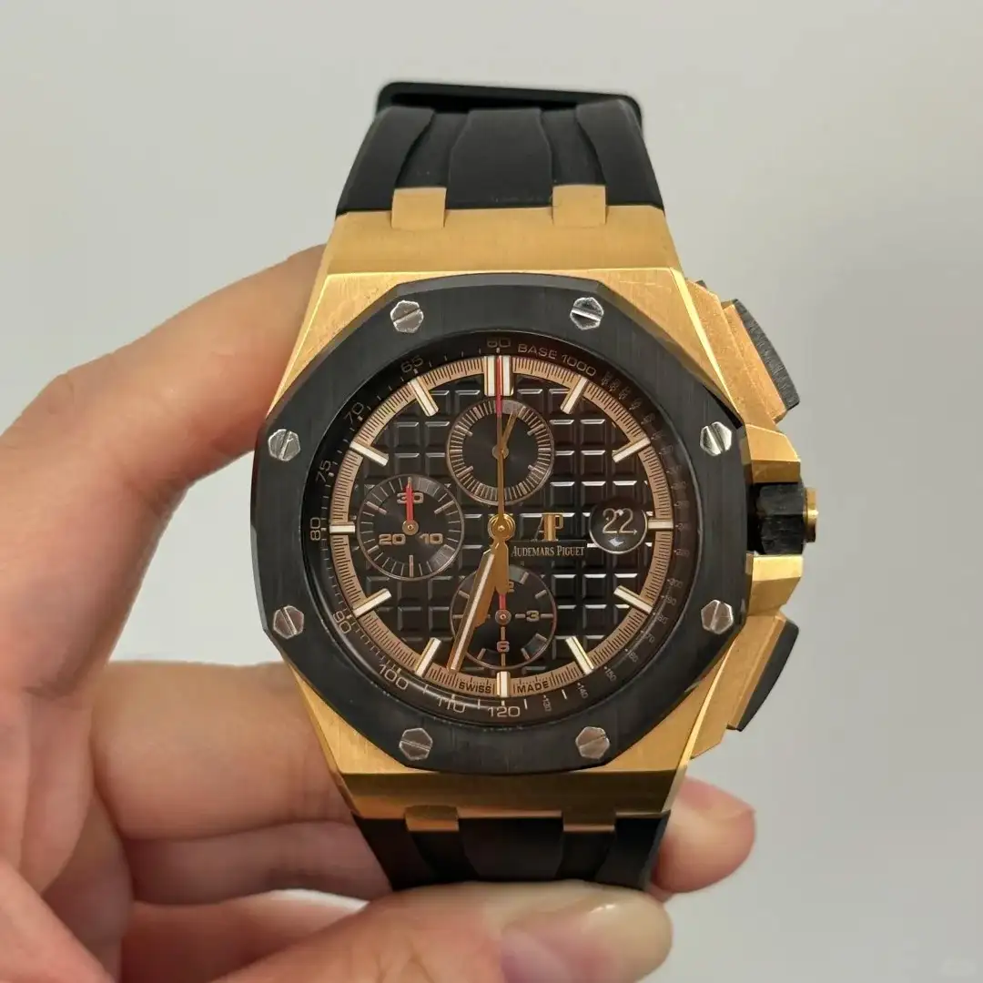 Audemars Piguet Royal Oak Offshore Selfwinding Chronograph Black 26401RO.OO.A002CA.02 - gallery
