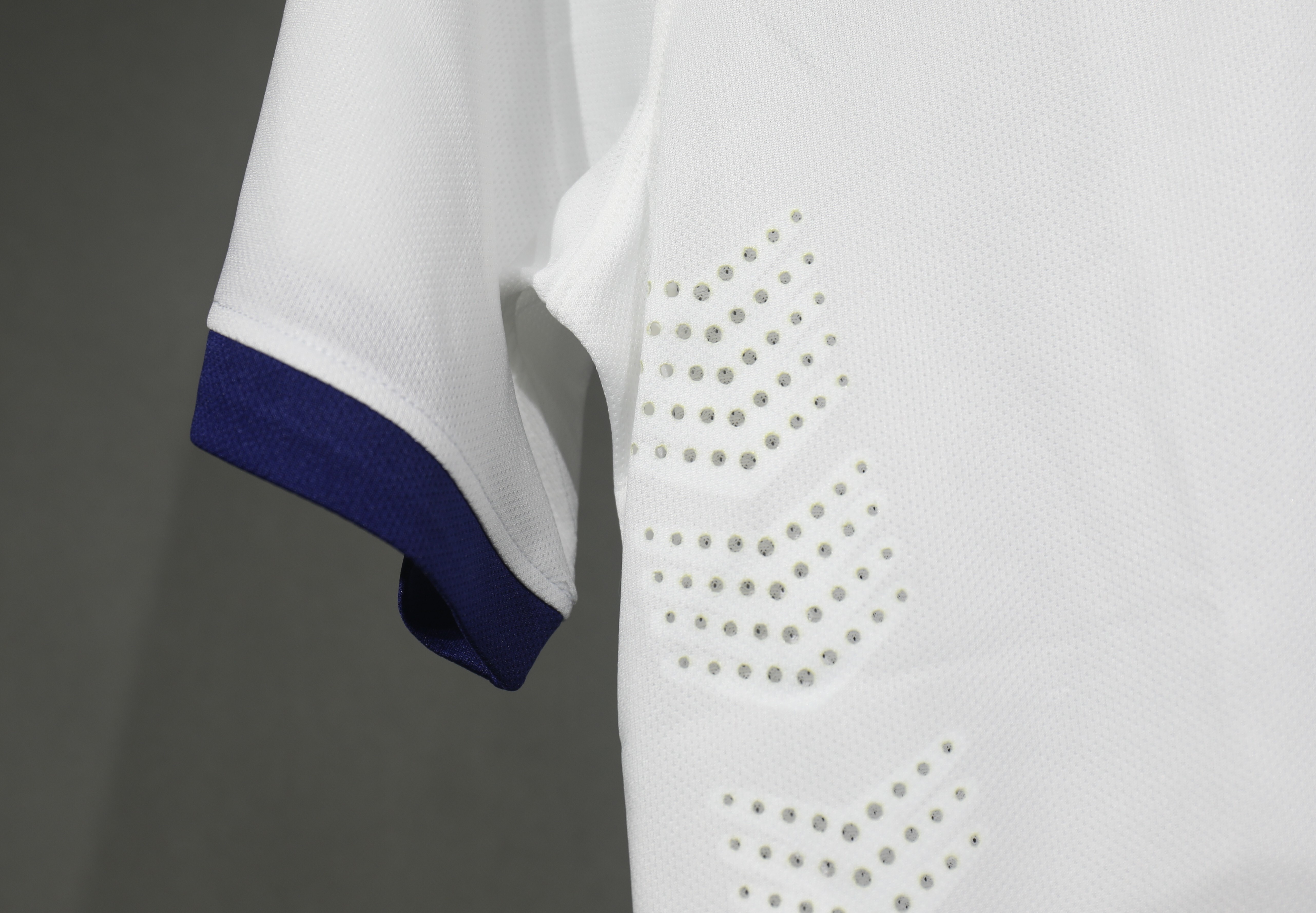 2014 Portugal  World Cup Away Retro Jersey Player Edition - view 12