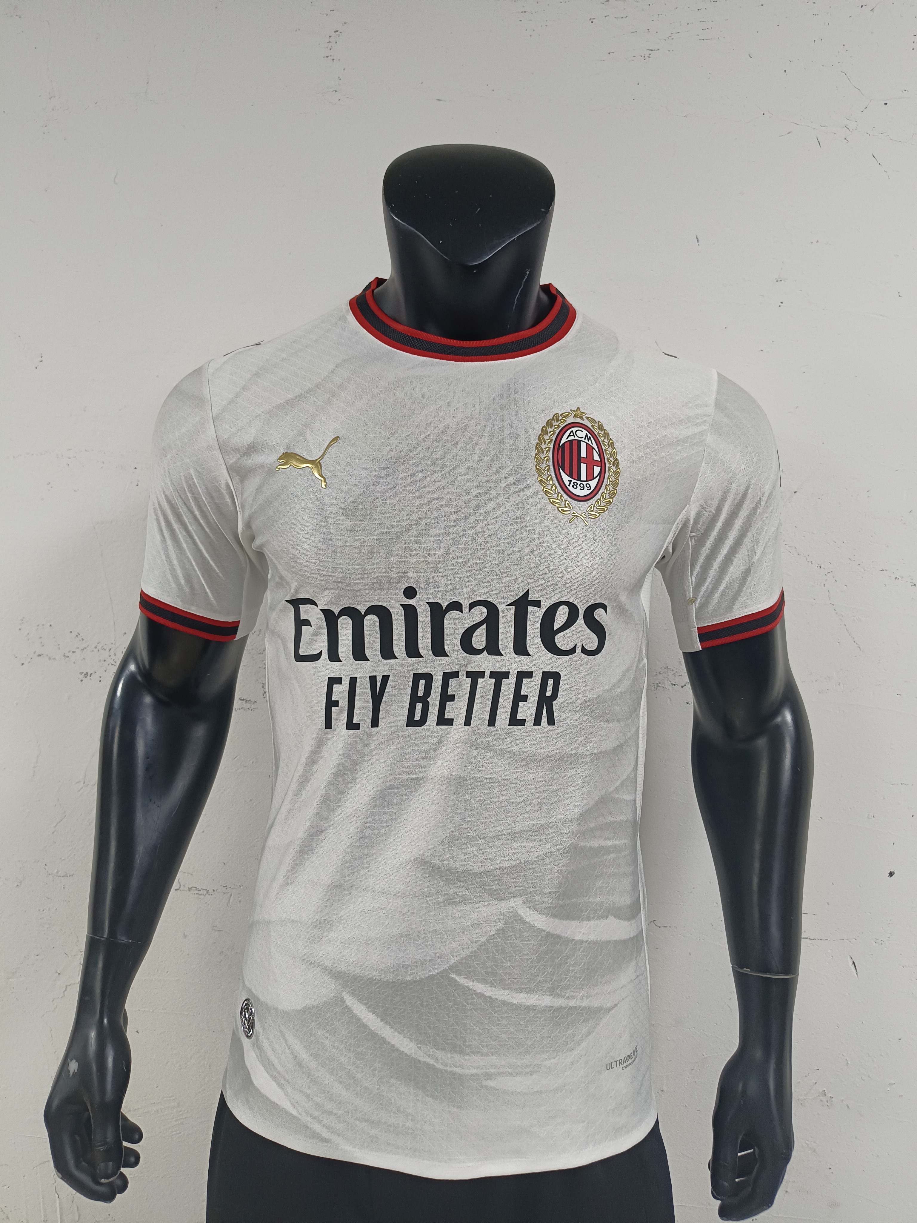 -27 AC Milan Away Jersey - view 5