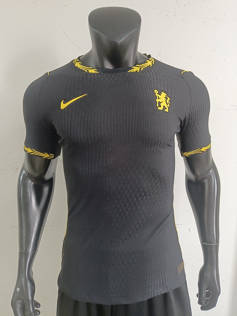-27 Chelsea Away Jersey - view 4