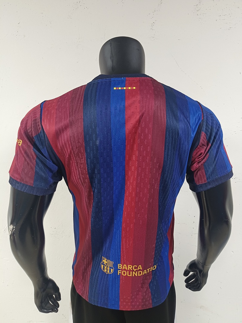 26-27BarcelonaHome 8